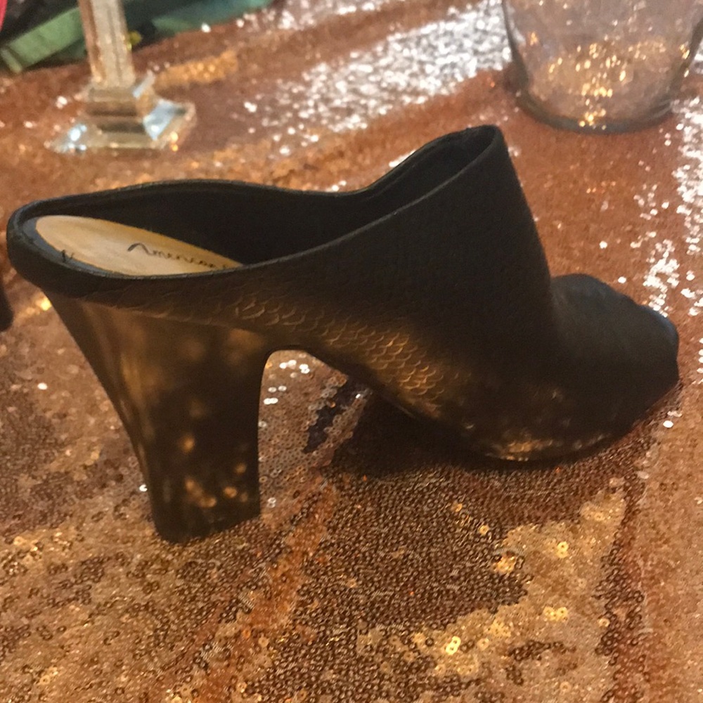 American eagle heels - Picture 3 of 3